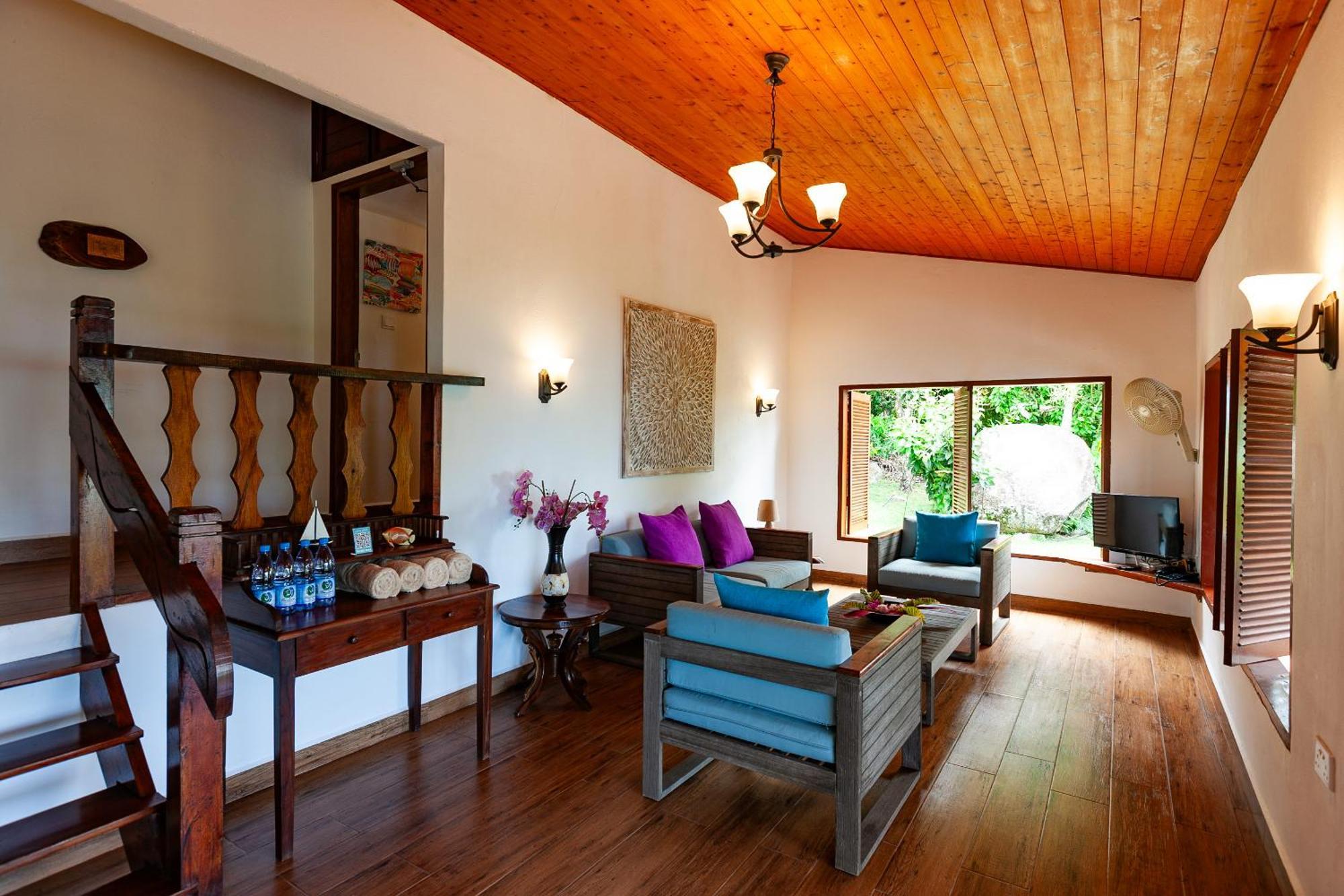 Chalets Cote Mer Baie Sainte Anne Екстериор снимка