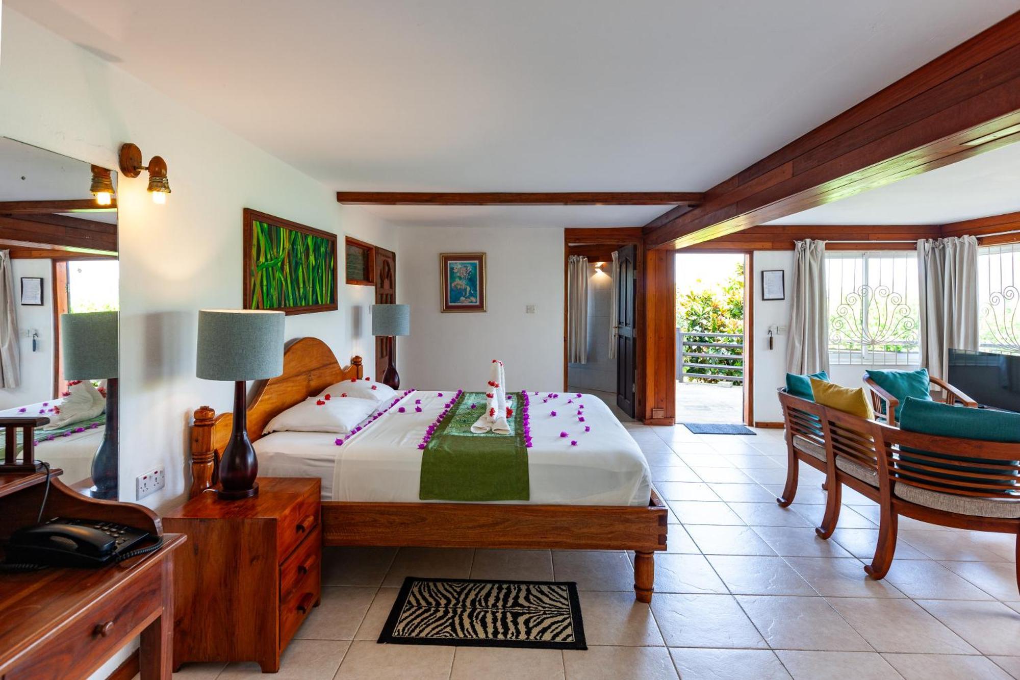 Chalets Cote Mer Baie Sainte Anne Екстериор снимка