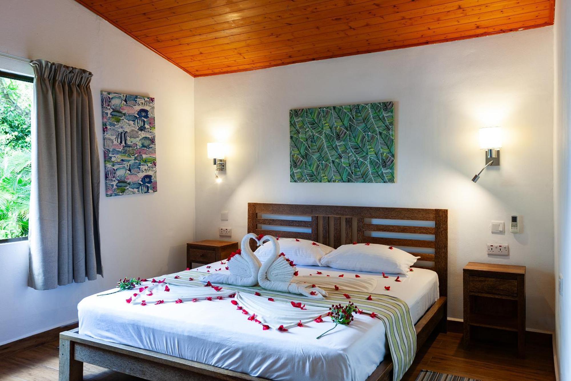 Chalets Cote Mer Baie Sainte Anne Екстериор снимка