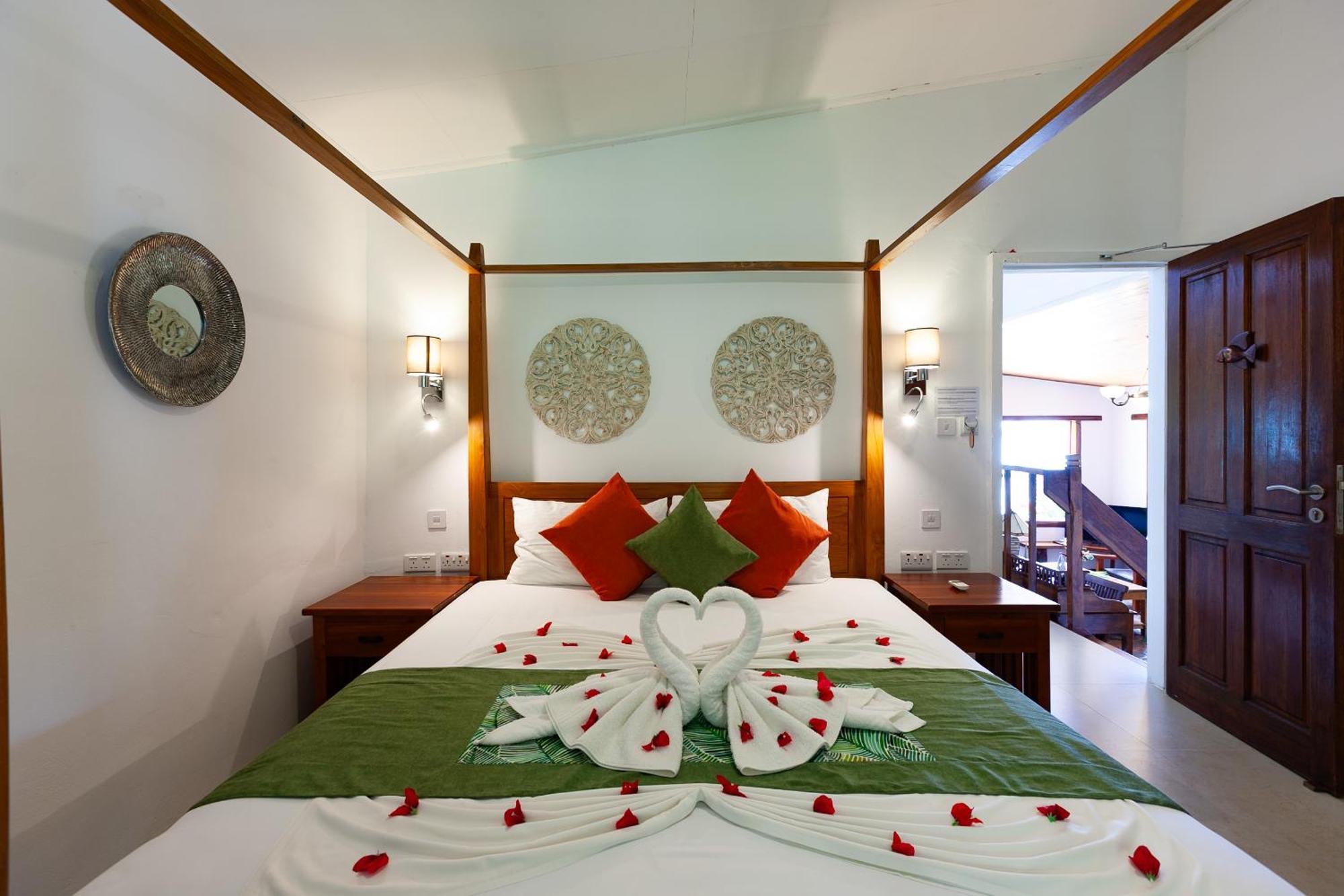 Chalets Cote Mer Baie Sainte Anne Екстериор снимка