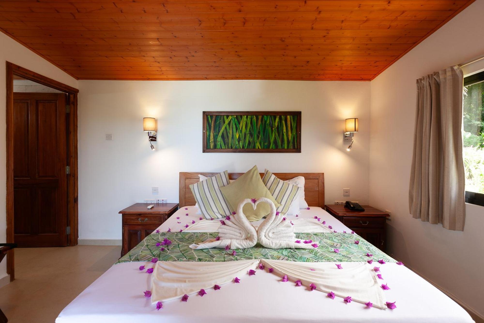 Chalets Cote Mer Baie Sainte Anne Екстериор снимка